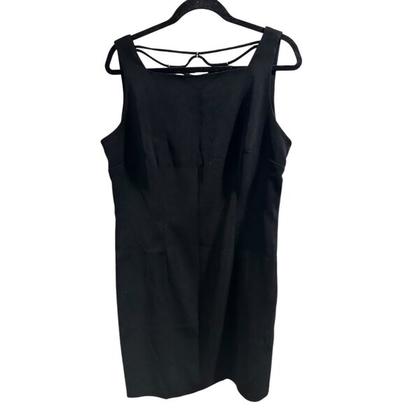 ✌️ 2/$40 ✌️ Black Sleeveless Dress With Unique Back Strap Design Size 14 By CDC - Picture 1 of 6
